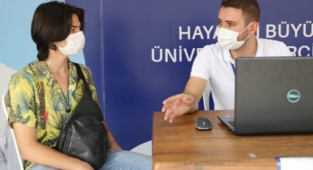 Uzman rehberler üniversite tercihlerinde gençlerin yanında