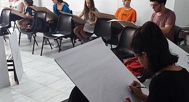 Bursa resim kursunda Giotto Akademi Sanatı tercih ediyor
