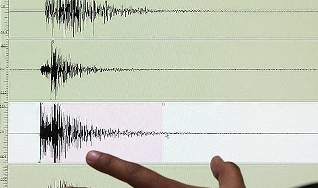 İran'da korkutan deprem! Van ve çevre iller de sarsıntıyı hissetti