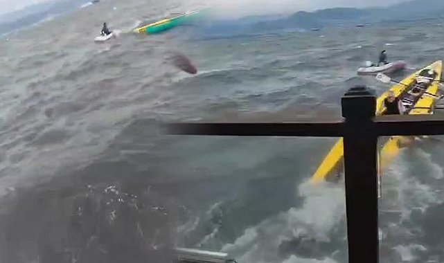 Yer: Kocaeli! Kanolar alabora oldu, sporcular kabusu yaşadı: Vatandaşlar bölgeye koştu
