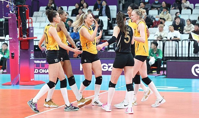 VakıfBank hata yapmadı! FIVB Kadınlar Dünya Kulüpler Şampiyonası’nda yarı finale yükseldi...