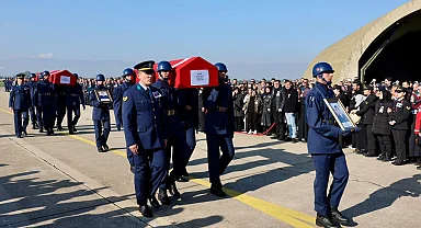 C-130 şehitlerinden Bursalı 2 kahramanı da yüzlerce kişi uğurladı