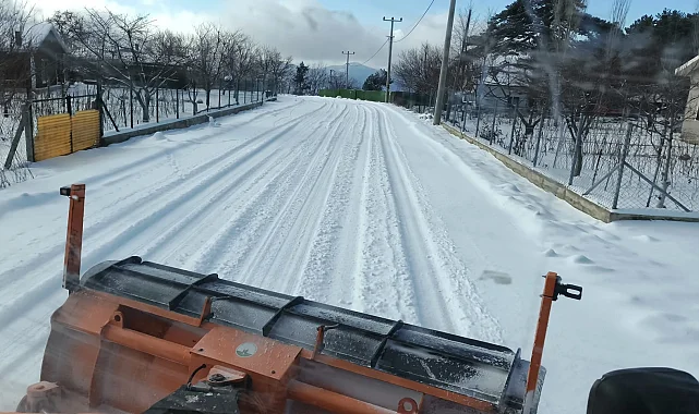 Bursa Osmangazi’nin yüksek kesimlerinde kar nöbeti